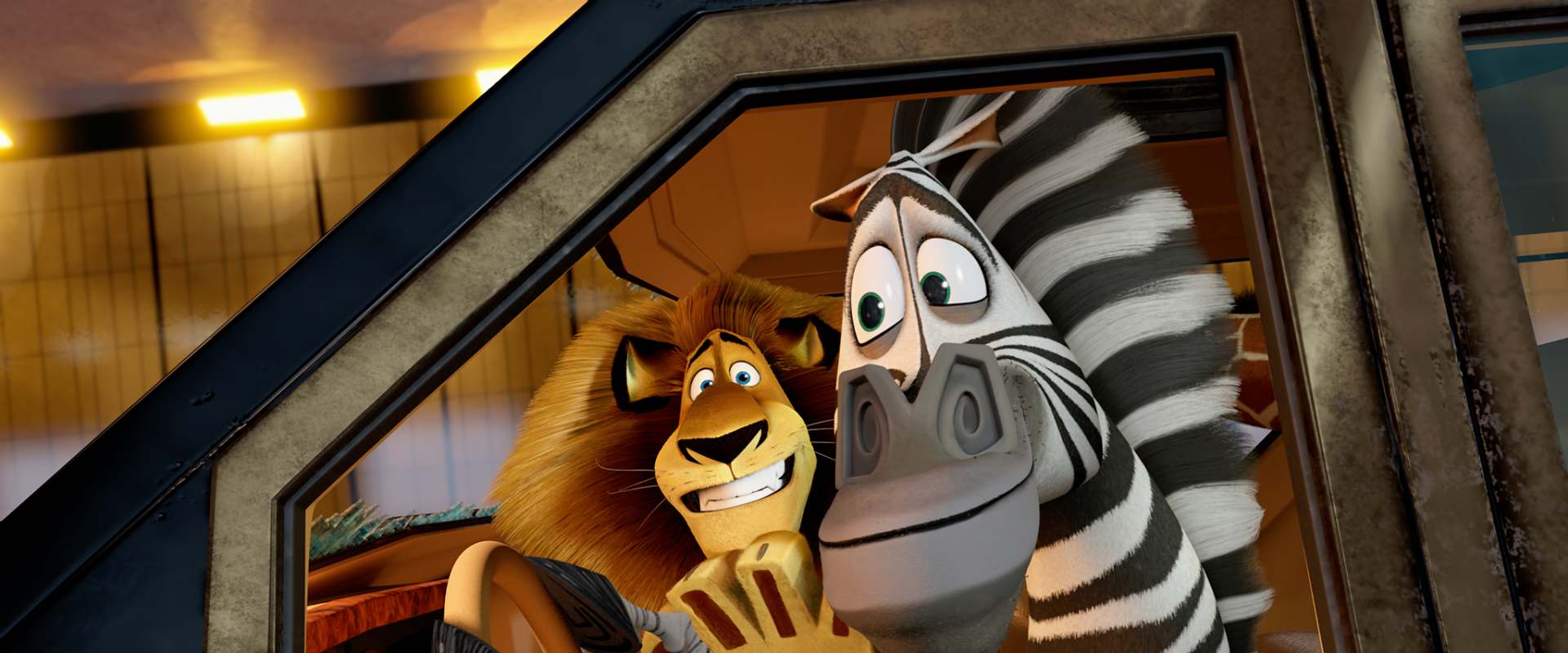 Madagascar 3: Europe's Most Wanted background 2
