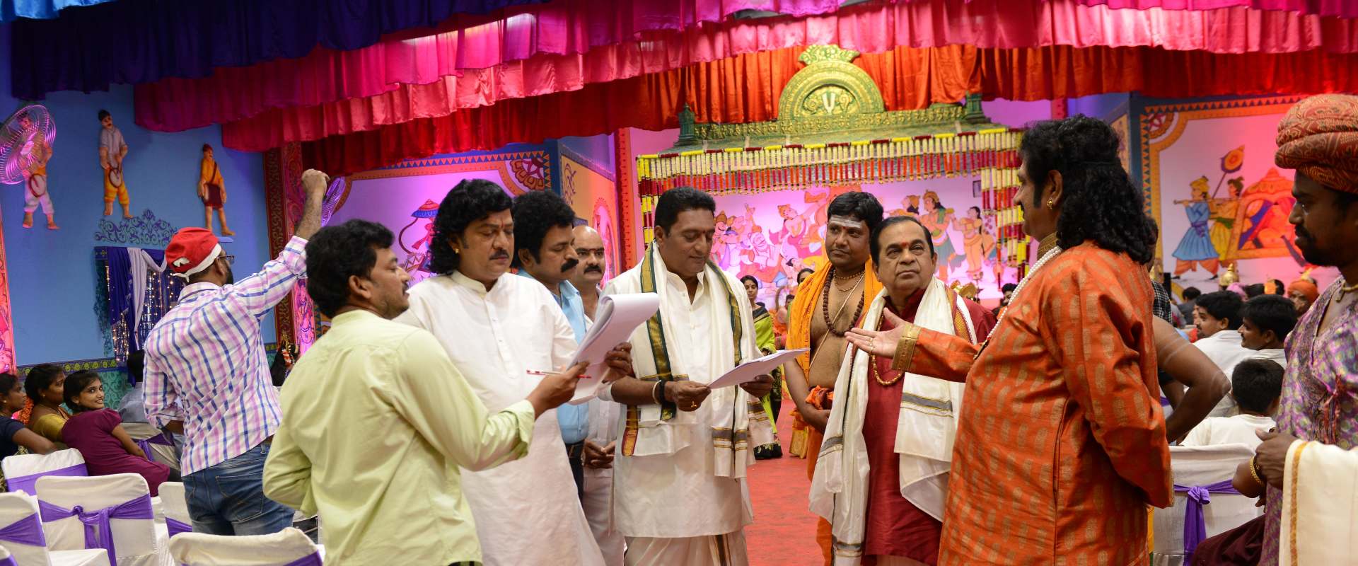 Utsavam background 1