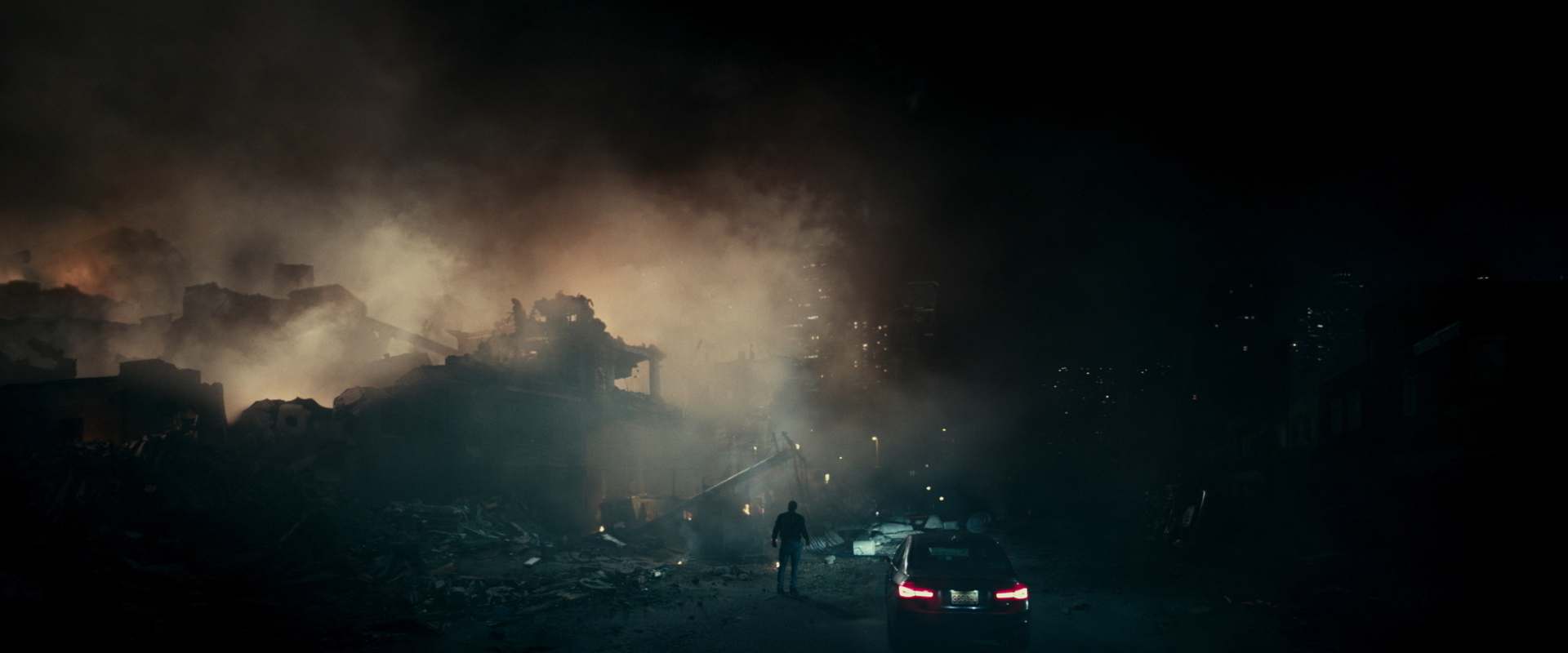 The Cloverfield Paradox background 1