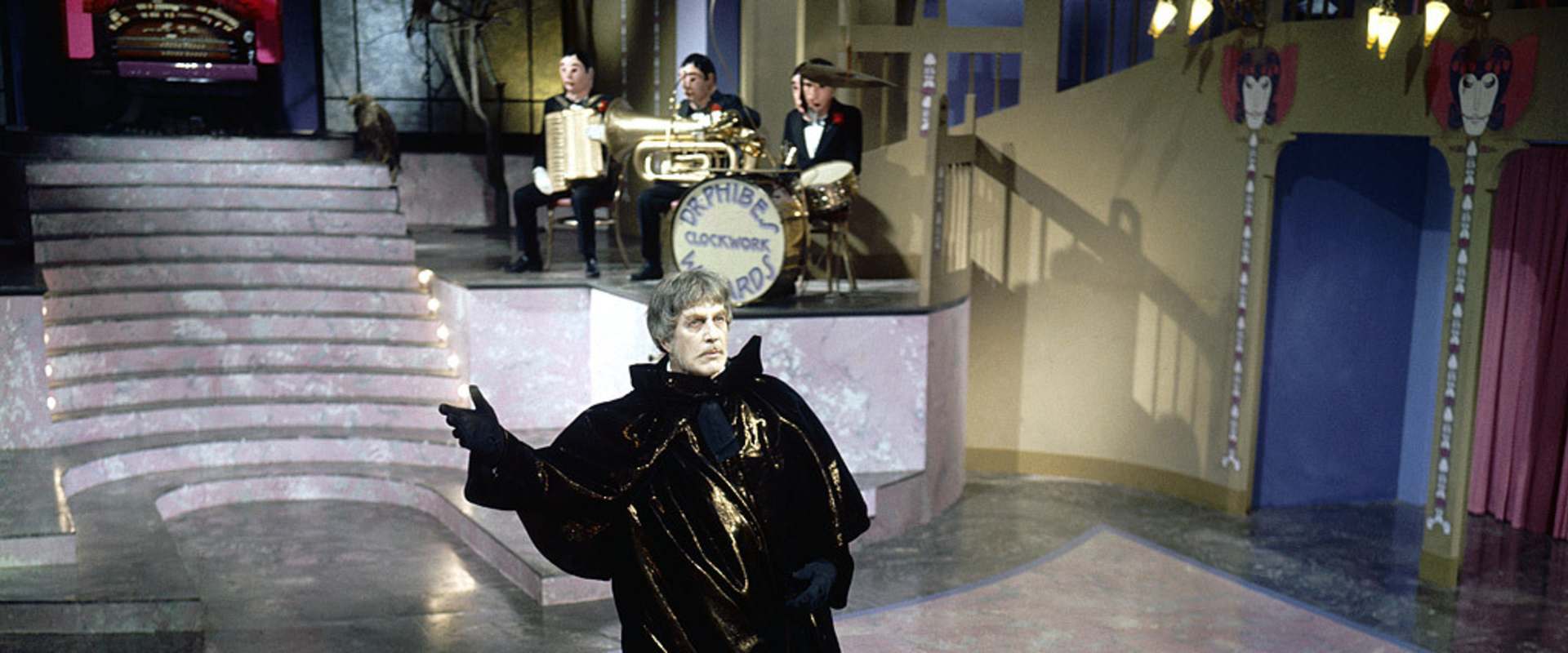 The Abominable Dr. Phibes background 1