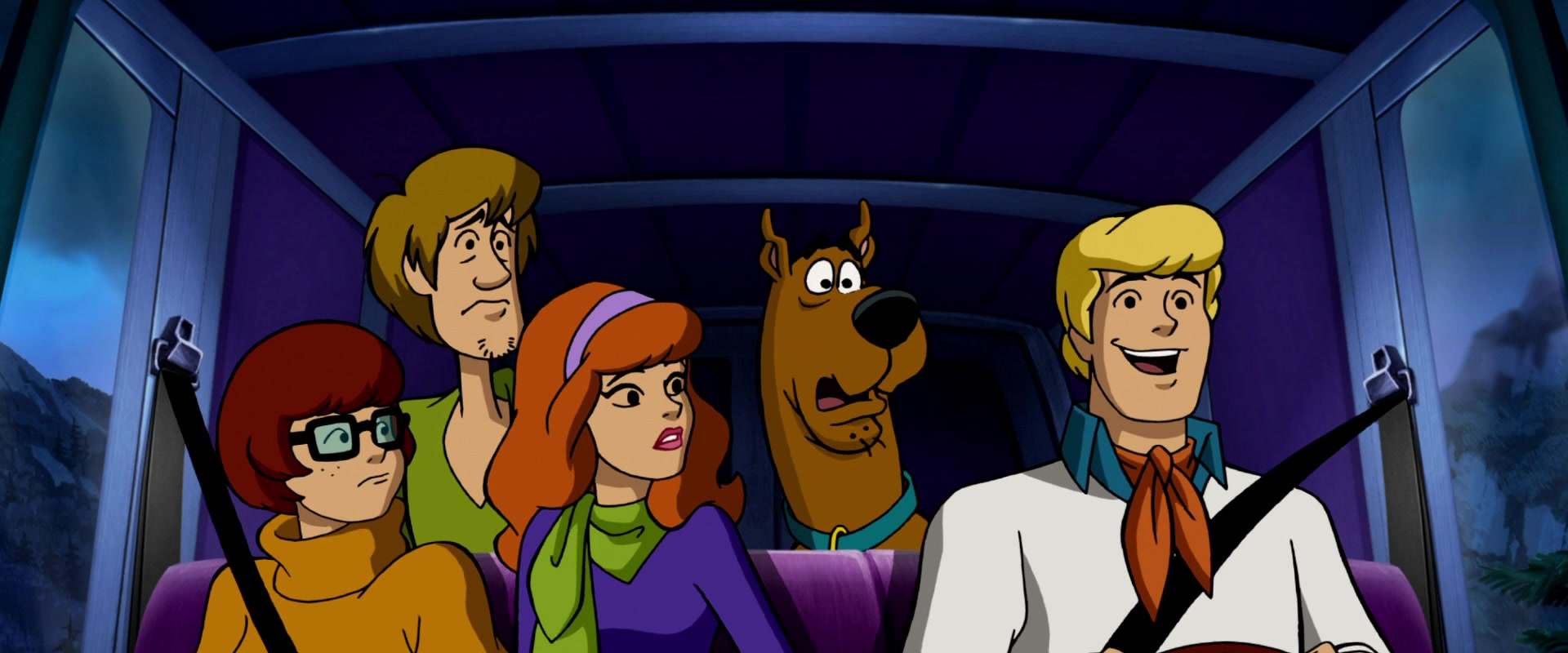 Big Top Scooby-Doo! background 2