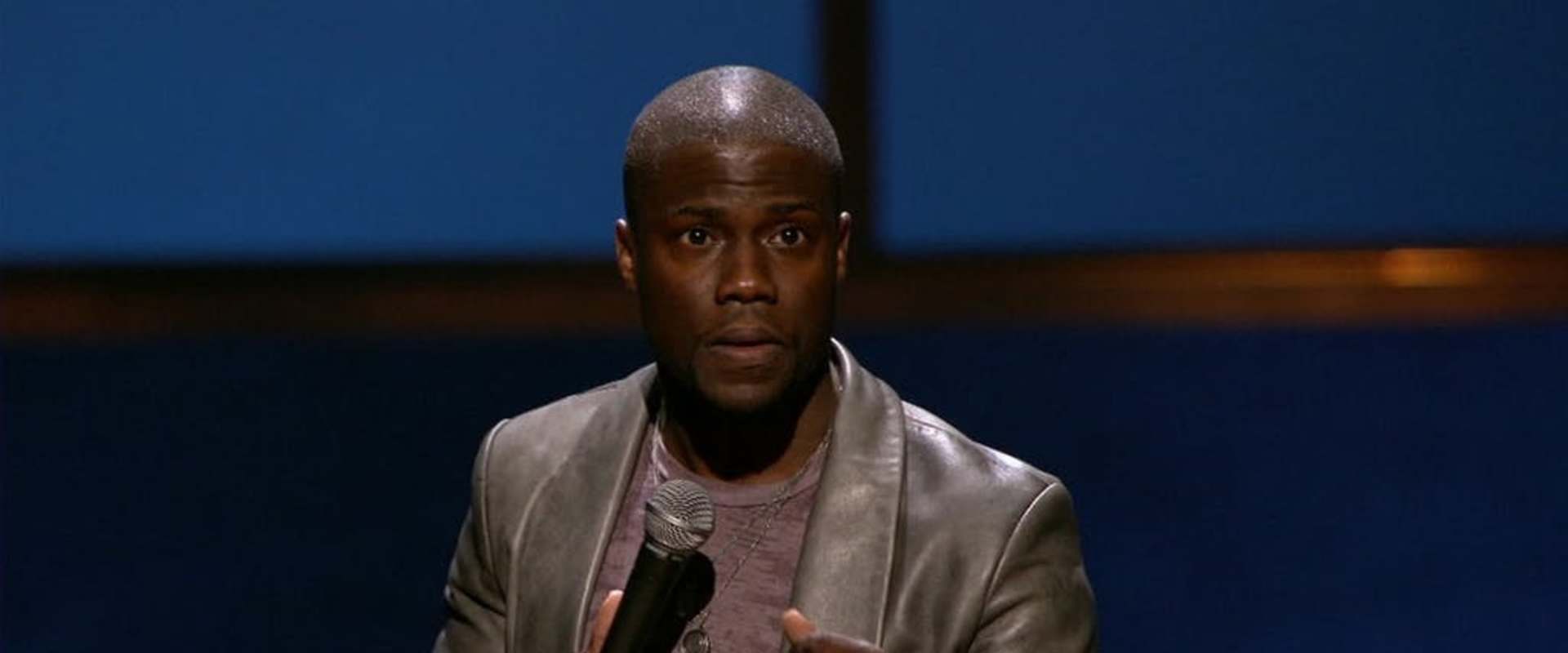 Kevin Hart: Laugh at My Pain background 2