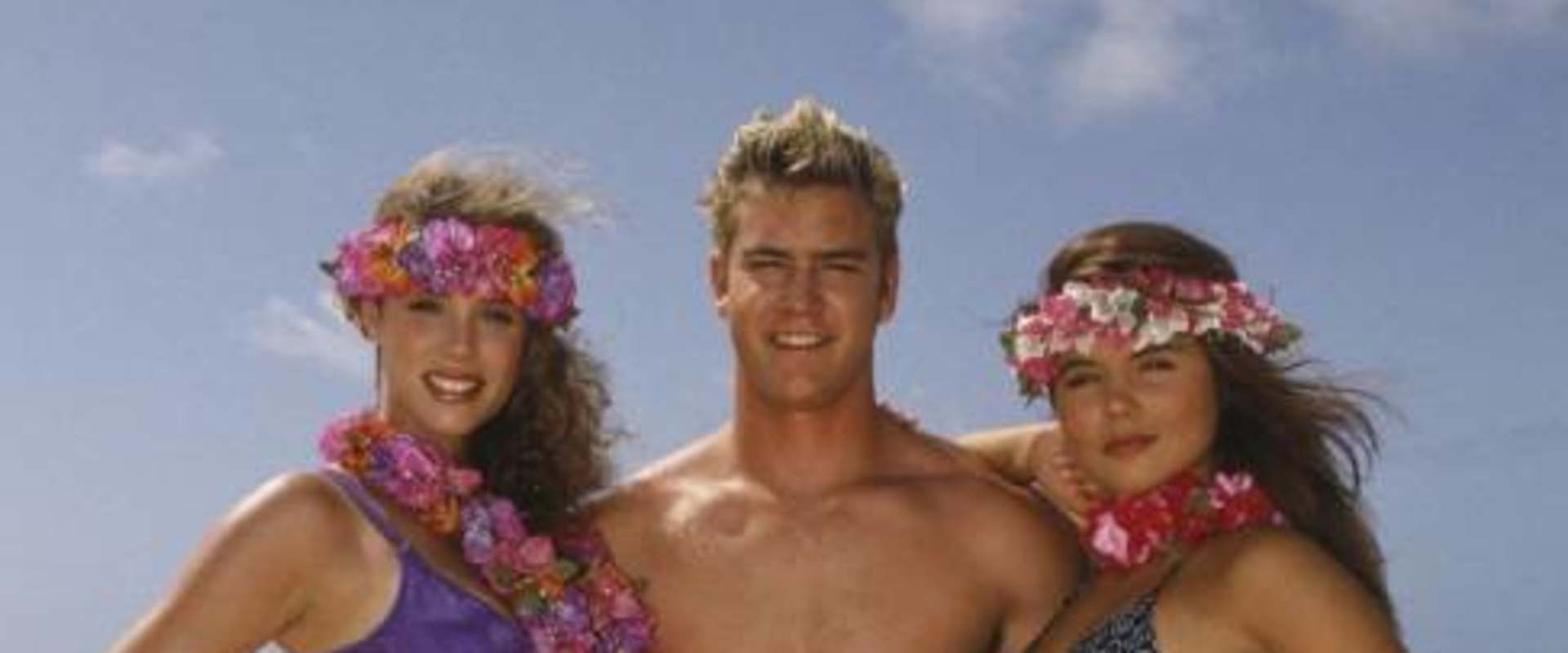 Saved by the Bell: Hawaiian Style background 2