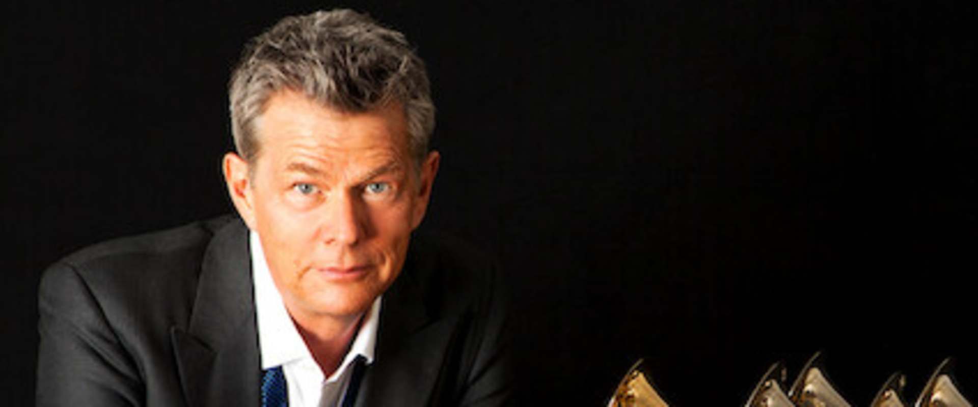 David Foster: Off the Record background 2