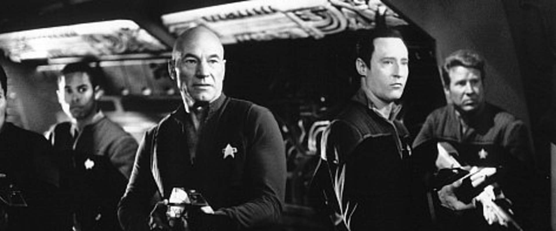 Star Trek: First Contact background 2