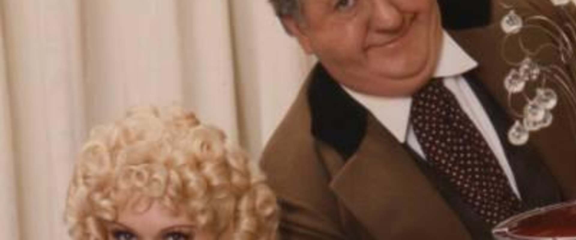 Mae West background 1