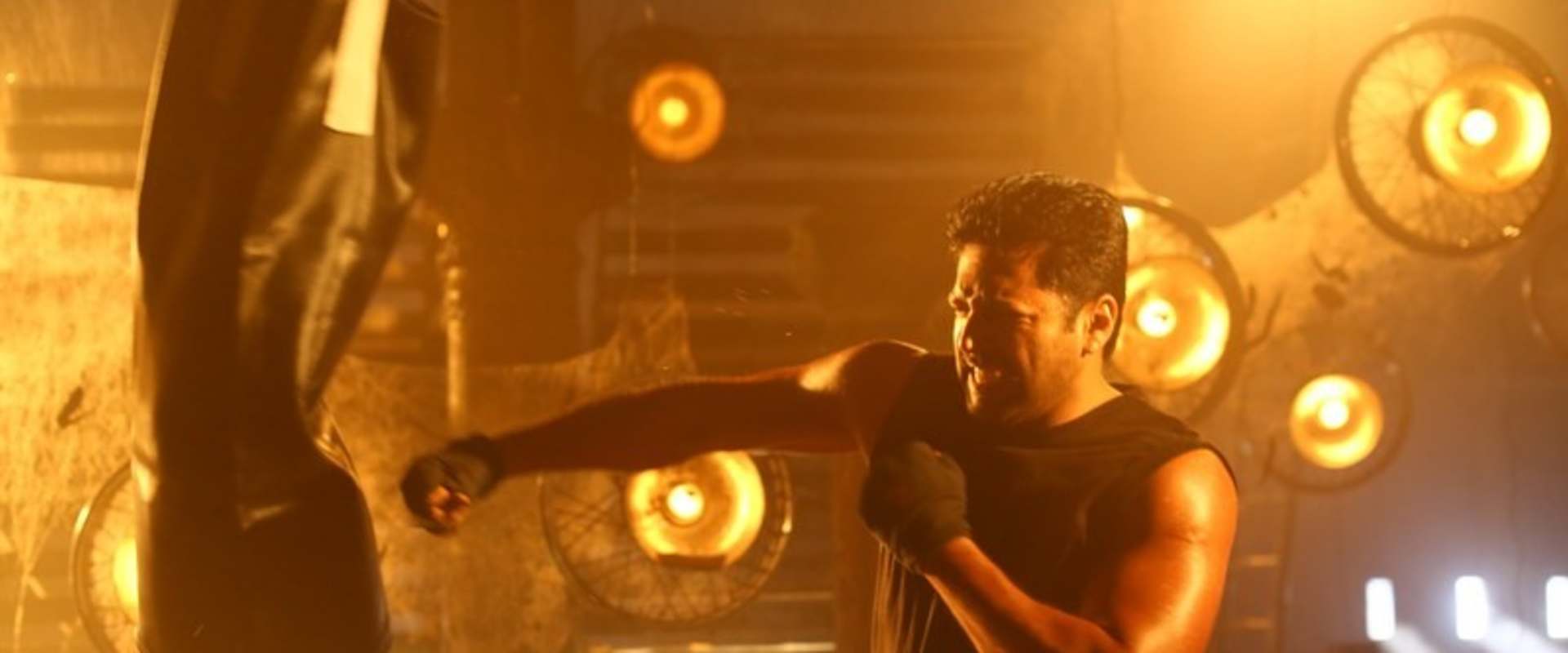 Miruthan background 2