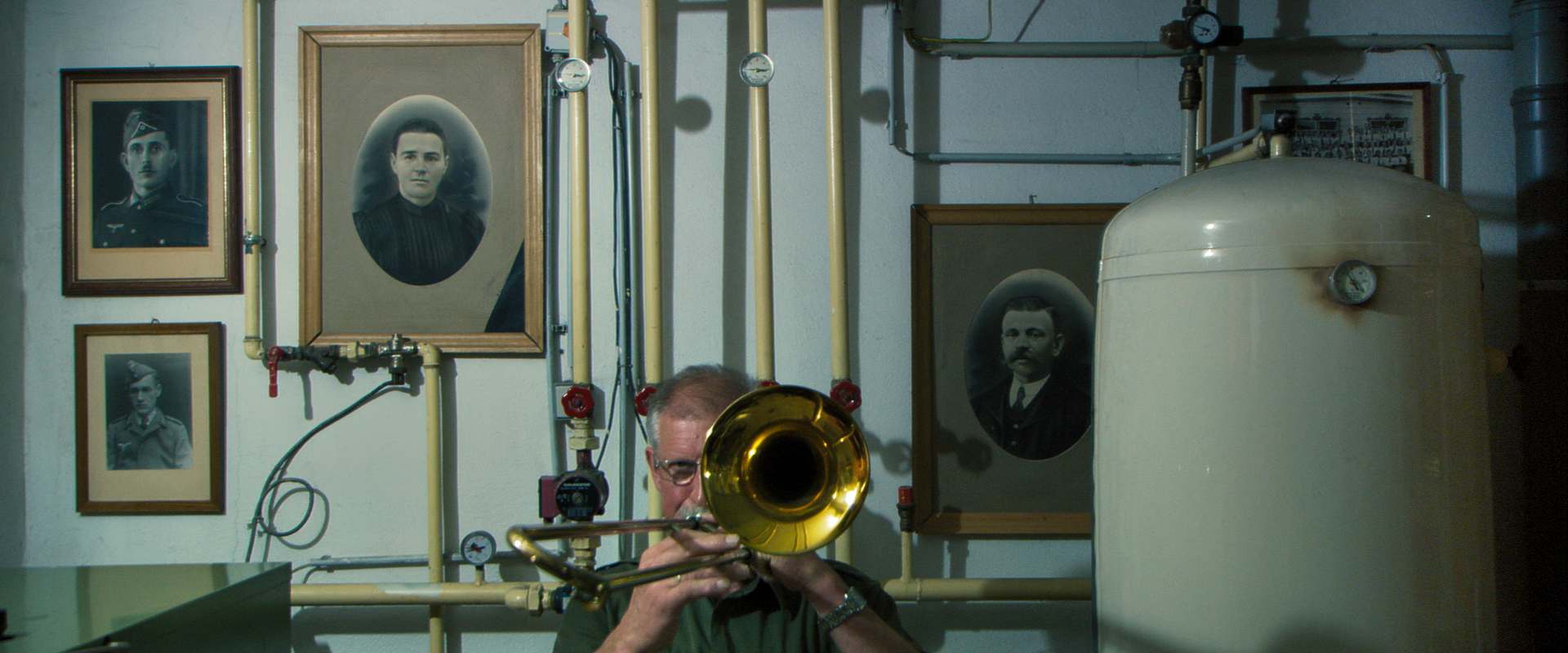 In the Basement background 2