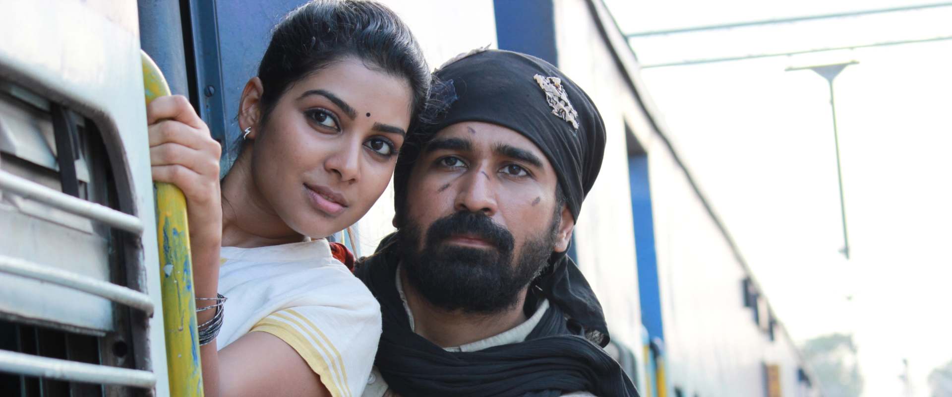Pichaikkaran background 1
