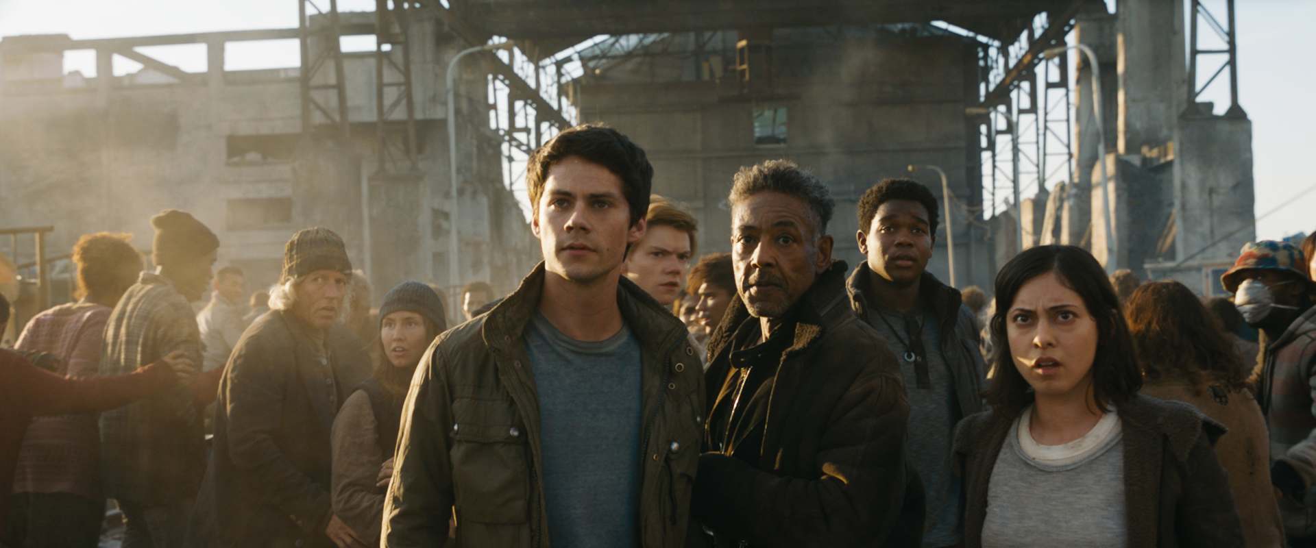 Maze Runner: The Death Cure background 1
