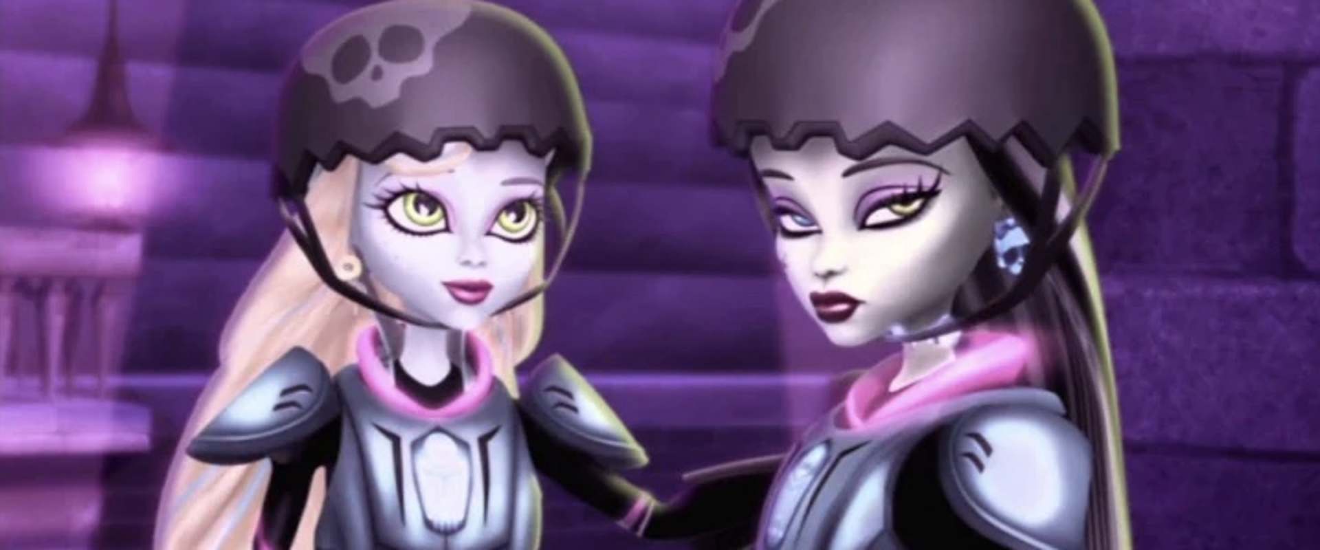 Monster High: Friday Night Frights background 2