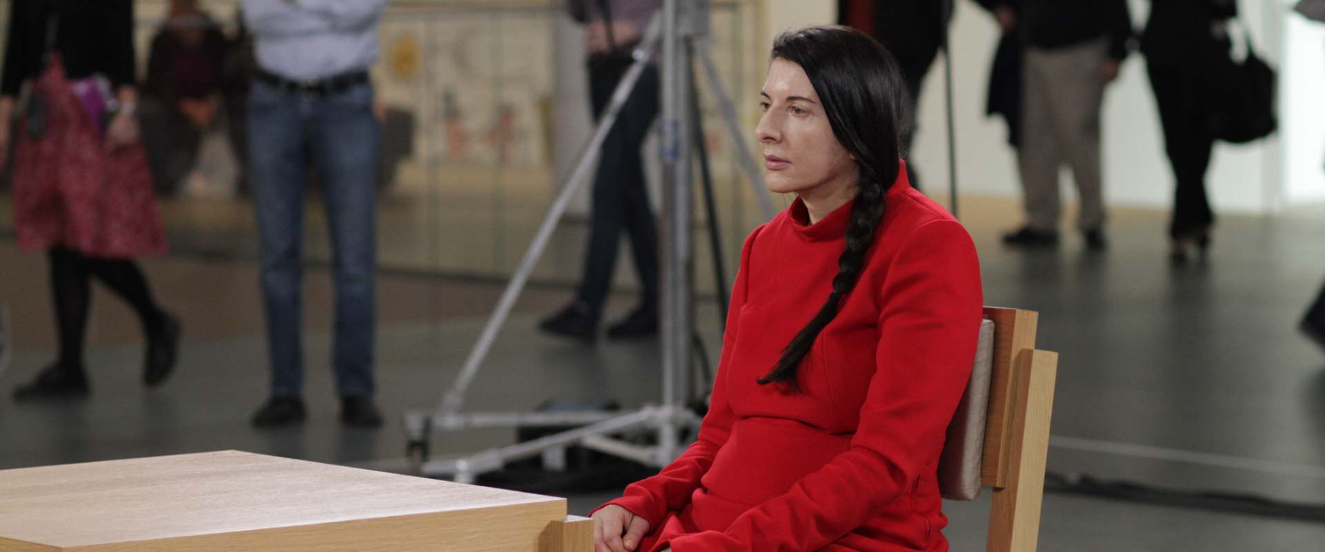 Marina Abramovic: The Artist Is Present background 1