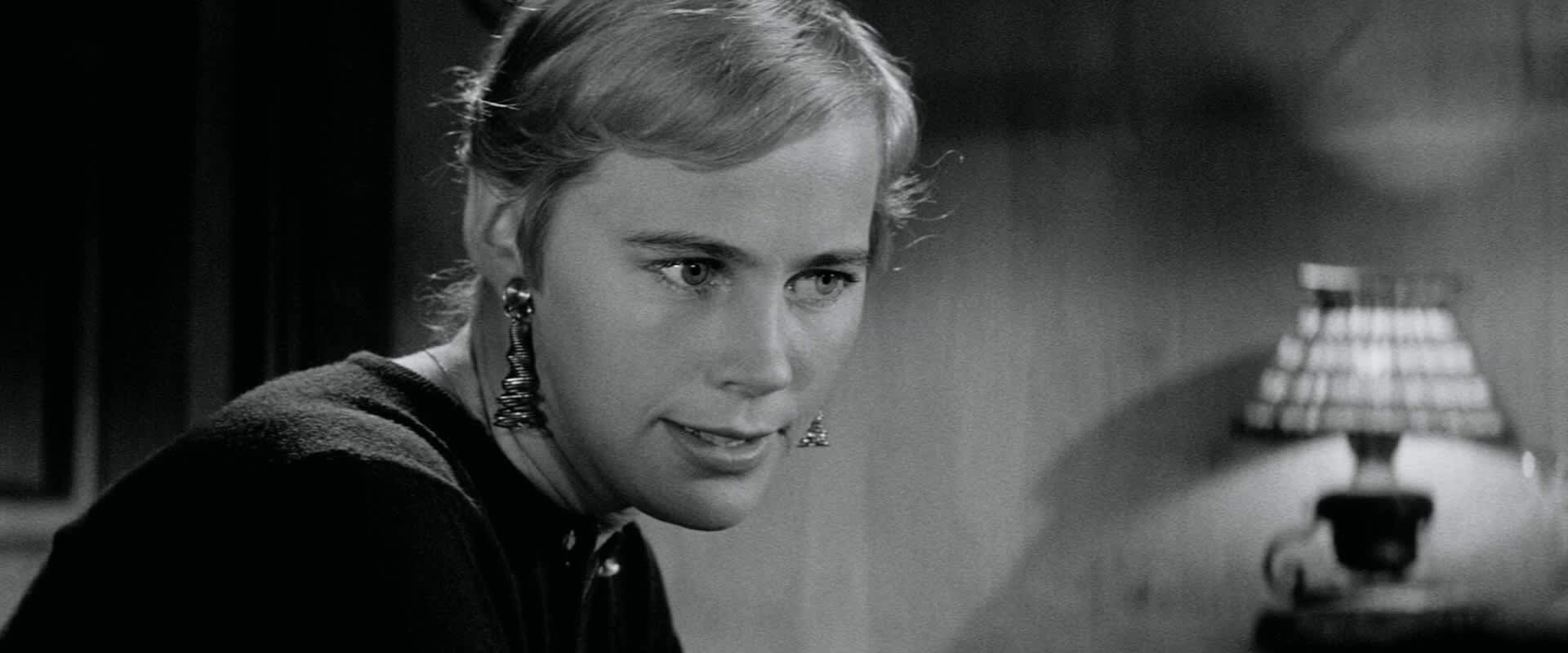 Lake of the Dead background 1