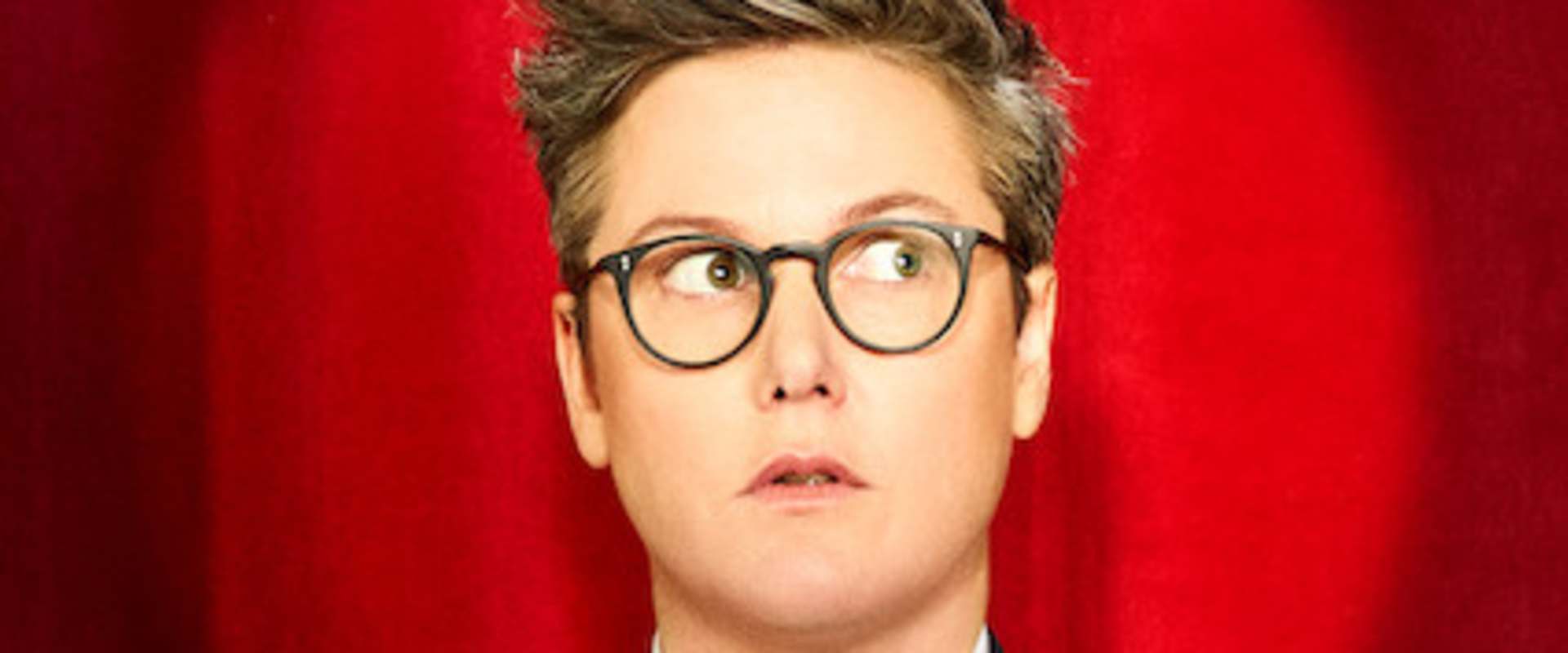 Hannah Gadsby: Douglas background 1