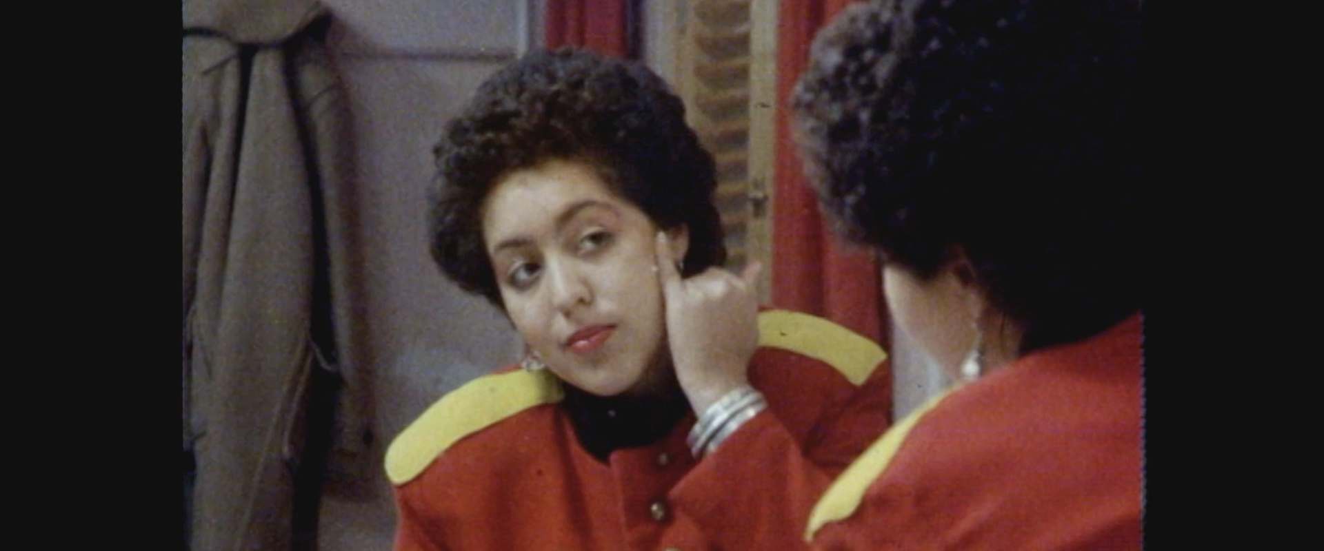 Poly Styrene: I Am a Cliché background 2