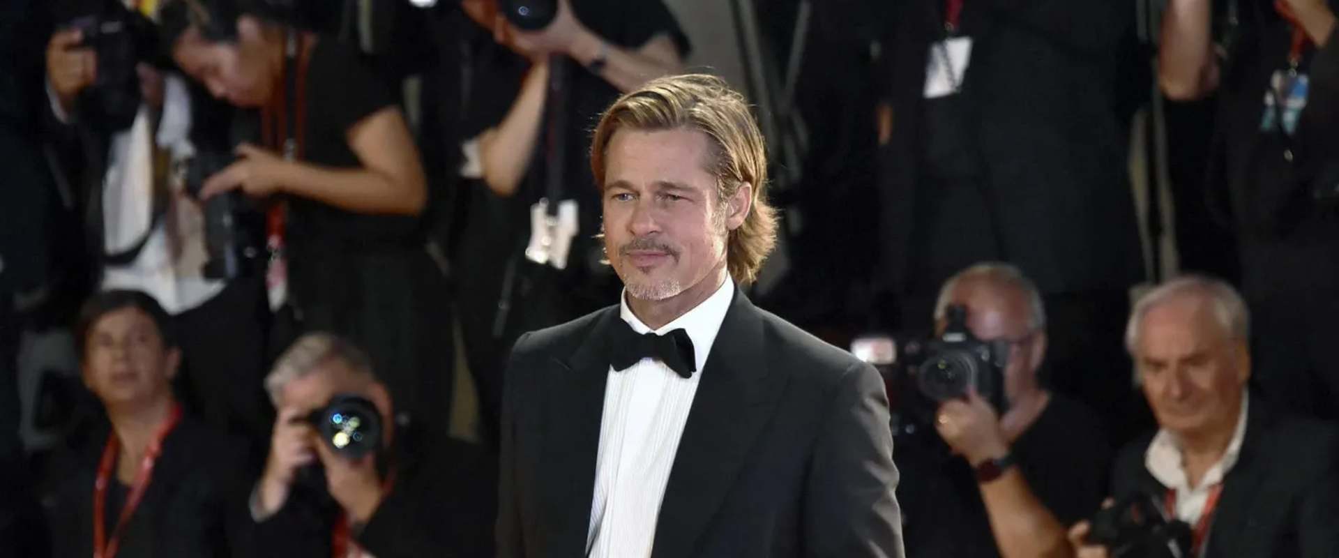 Brad Pitt: More Than a Pretty Face background 1