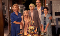 Everyone Knows Better Movie Still 2