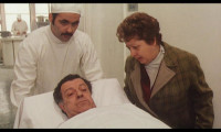 Hospitals: The White Mafia Movie Still 6