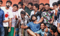 Odavum Mudiyadhu Oliyavum Mudiyadhu Movie Still 2