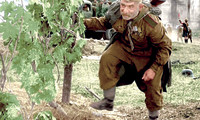 Father of a Soldier Movie Still 5