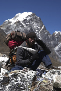 The Porter: The Untold Story at Everest Poster 1